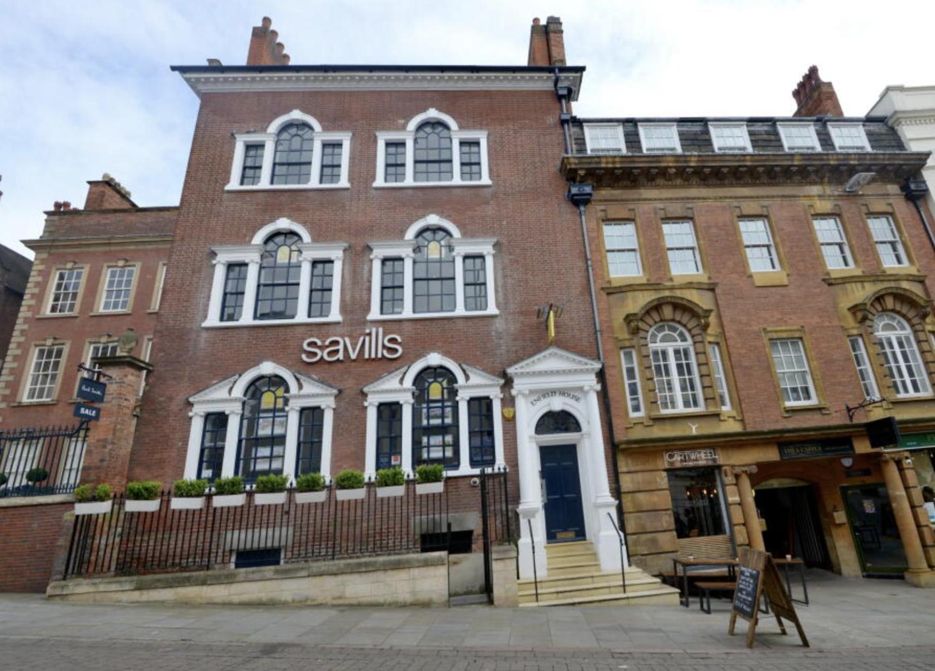 Centre 3 Bed Luxury Apartment *